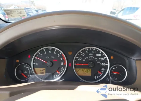 2005 Nissan Pathfinder Le/Se/Xe z USA, uszkodzony, nr VIN 5N1AR18W45C719844